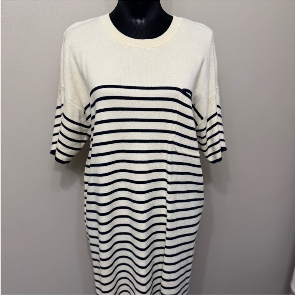 Tuckernuck Women’s Knit Striped Cream Black Short Sleeve Dress L